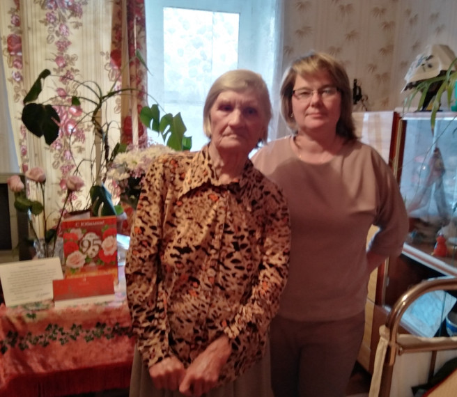 Вологодский Росреестр поздравил с 95-летним юбилеем ветерана Великой Отечественной войны. Вологодский Росреестр поздравил с 95-летним юбилеем ветерана Великой Отечественной войны.